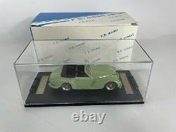 F. B Model 1/43 Scale Resin FB50 Alfa Romeo 6C 2500 Touring Cabriolet Tipo 256