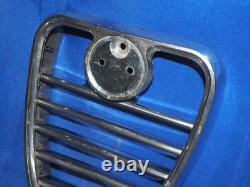 Calandre centrale chromée en forme de cœur Scudetto d’origine (OEM) pour Alfa Romeo 1750 Berlina 105 1968-1971