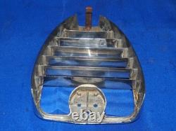 Calandre centrale chromée en forme de cœur Scudetto d’origine (OEM) pour Alfa Romeo 1750 Berlina 105 1968-1971