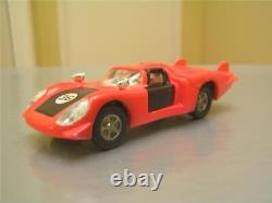 Dinky Toys 210 Alfa Romeo 33 Tipo Le Mans Près De La Menthe 1/43 Échelle