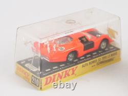 Dinky Toys GB N° 210 Alfa Romeo 33 Tipo Le Mans jamais joué dans sa boîte 1/43