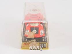 Dinky Toys GB N° 210 Alfa Romeo 33 Tipo Le Mans jamais joué dans sa boîte 1/43