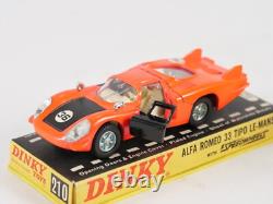 Dinky Toys GB N° 210 Alfa Romeo 33 Tipo Le Mans jamais joué dans sa boîte 1/43