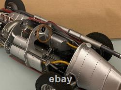 Kit monté en métal/résine MFH Model Factory Hiro Alfa Romeo Type 159 Fangio 1/20