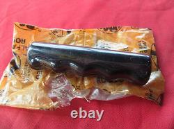 Poignée en plastique noir d'origine Alfa Romeo Type 105 1052642300